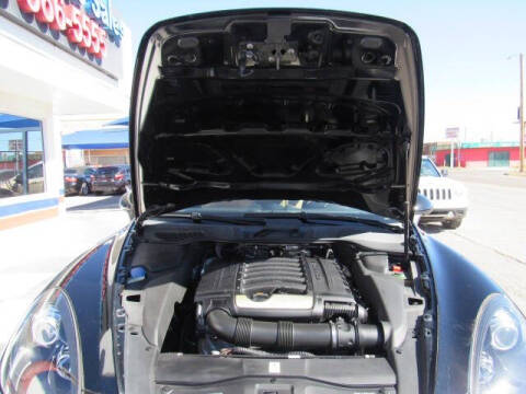 2014 Porsche Cayenne Platinum