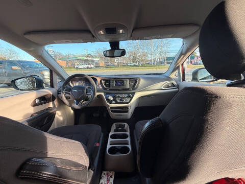 2017 Chrysler Pacifica Touring