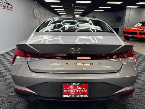 2021 Hyundai Elantra SE