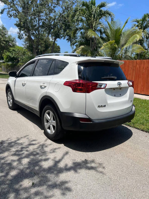 2014 Toyota RAV4 XLE