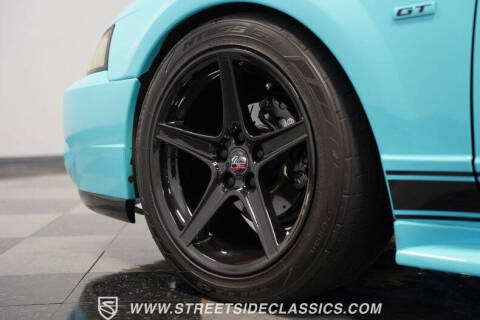 2004 Ford Mustang GT Deluxe