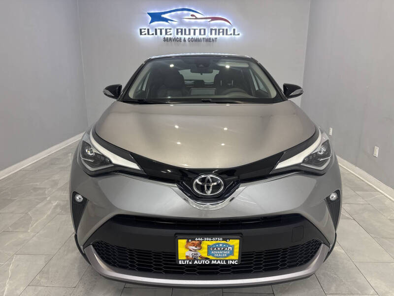 2020 Toyota C-HR Limited's photo