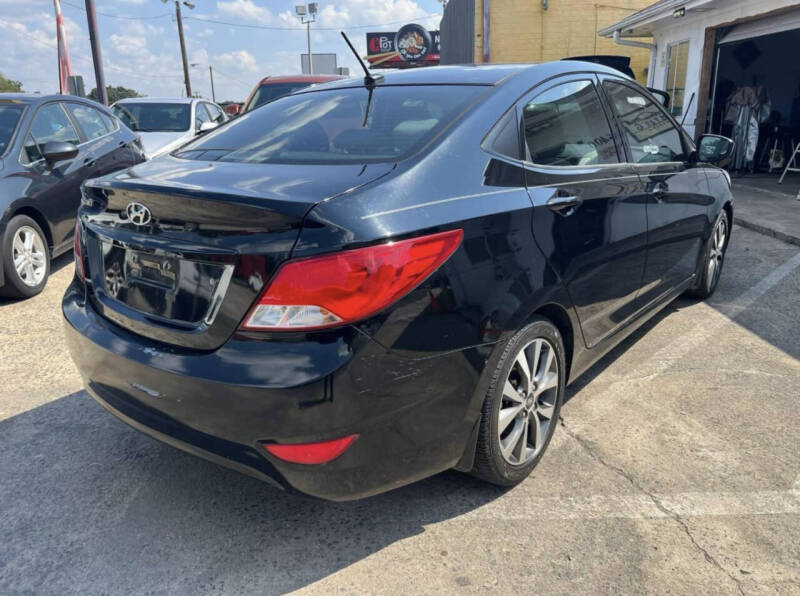 2017 Hyundai Accent Value Edition