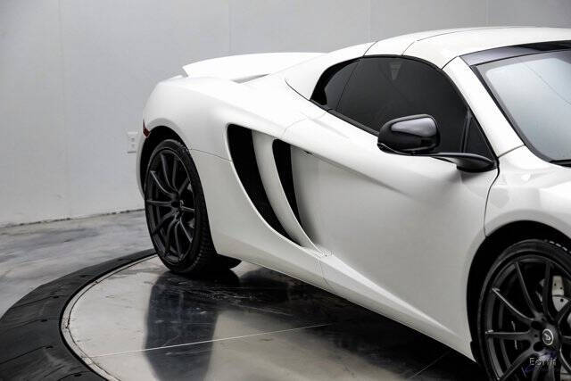2013 McLaren MP4-12C Spider