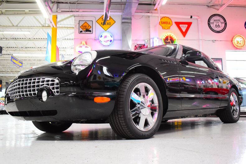 2002 Ford Thunderbird Deluxe