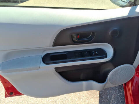 2014 Toyota Prius c One