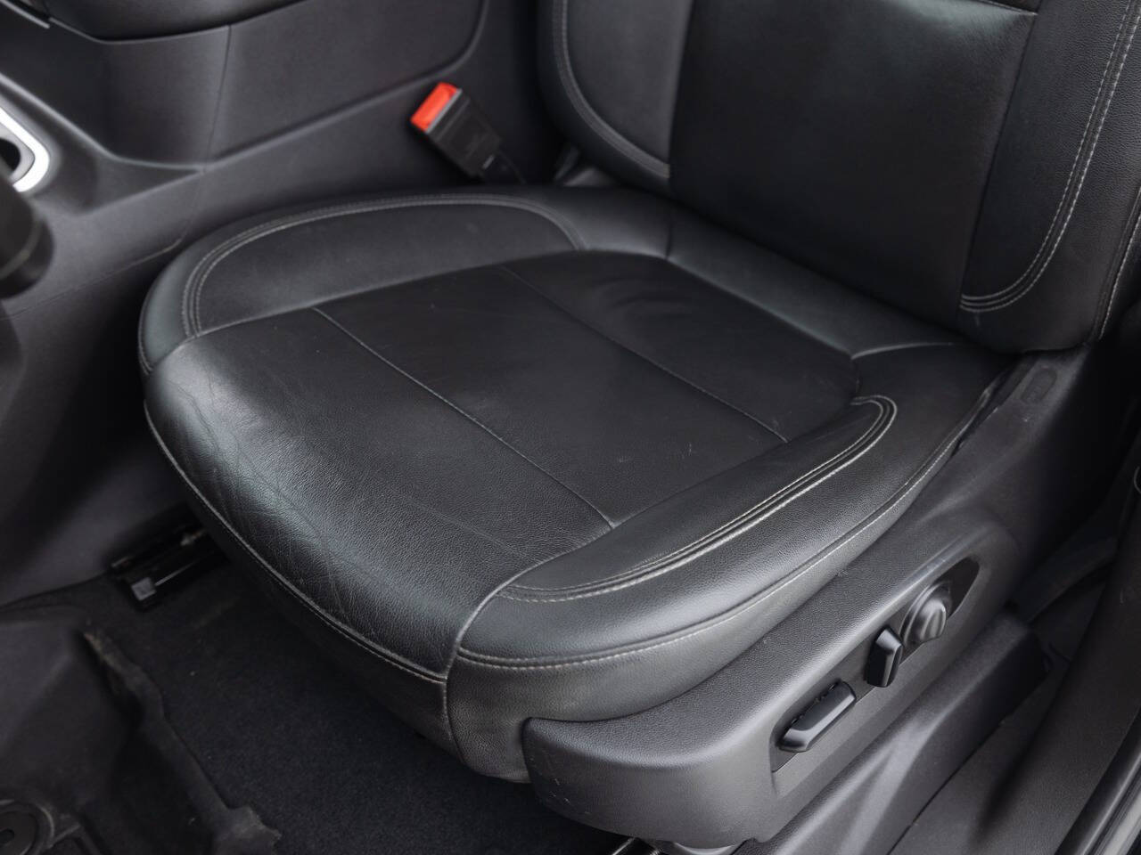 Used Car 2021 Chevrolet Silverado 1500  Rst 4x4 4dr Crew Cab 5.8 Ft. Sb For Sale Under $40,000 In Coal City, Illinois