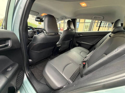 2019 Toyota Prius XLE