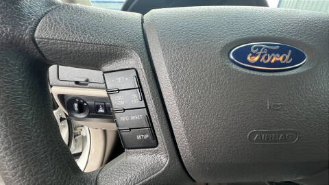 2011 Ford Fusion S