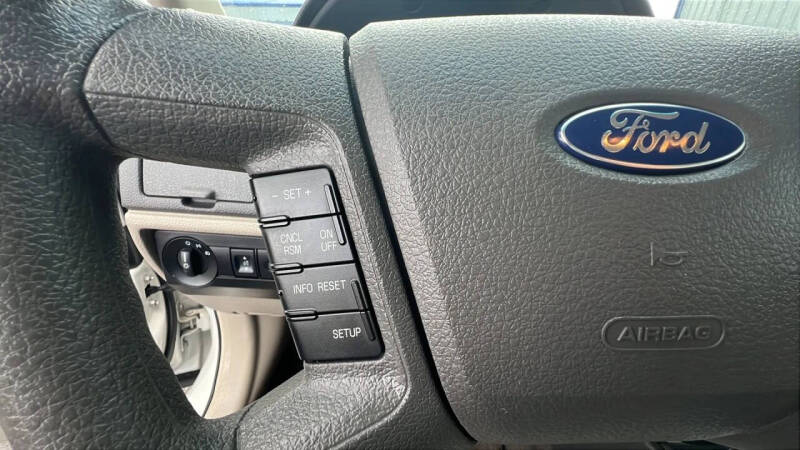 2011 Ford Fusion S