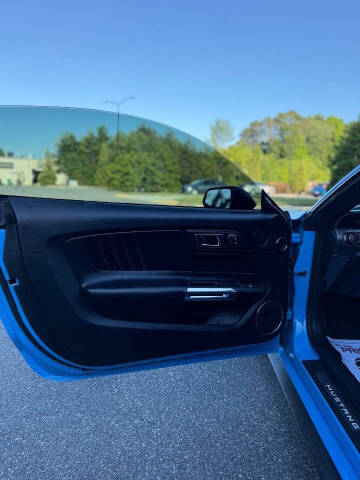 2017 Ford Mustang EcoBoost Premium