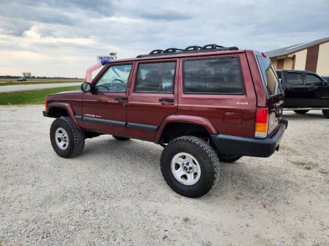 2000 Jeep Cherokee for sale at McEwen Auto Sales in Anabel MO