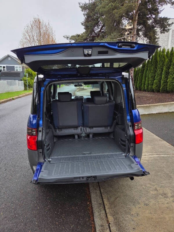 2004 Honda Element LX