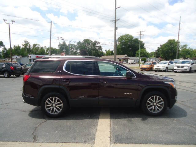 2017 GMC Acadia SLE-2