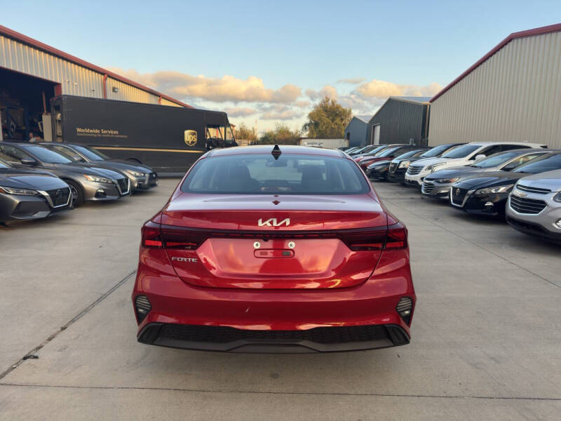 2022 Kia Forte FE