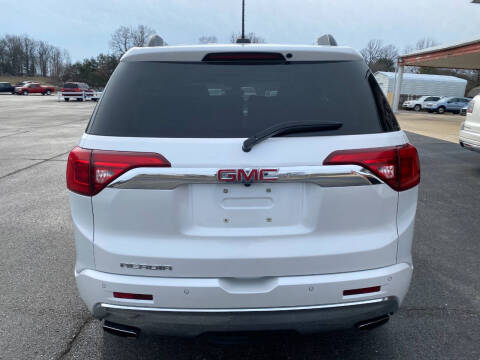 2017 GMC Acadia Denali