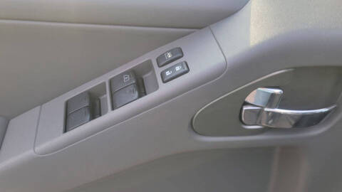 2011 Nissan Frontier SL