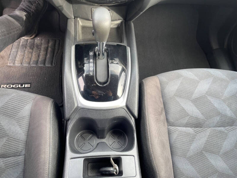 2015 Nissan Rogue SV