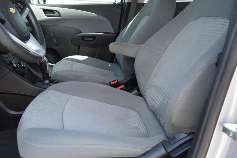 2020 Chevrolet Sonic LT