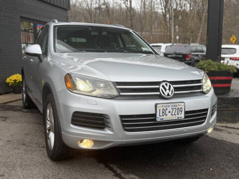 2012 Volkswagen Touareg TDI Lux