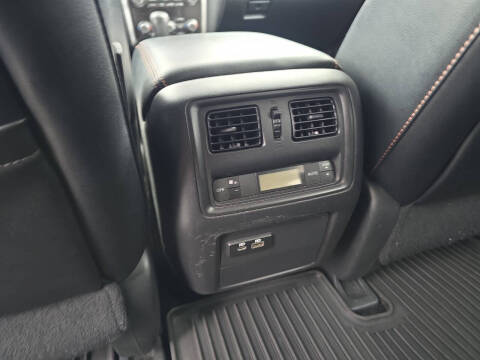 2019 Nissan Pathfinder SV