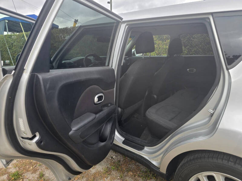 2019 Kia Soul +
