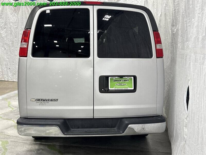 2017 Chevrolet Express LT 3500