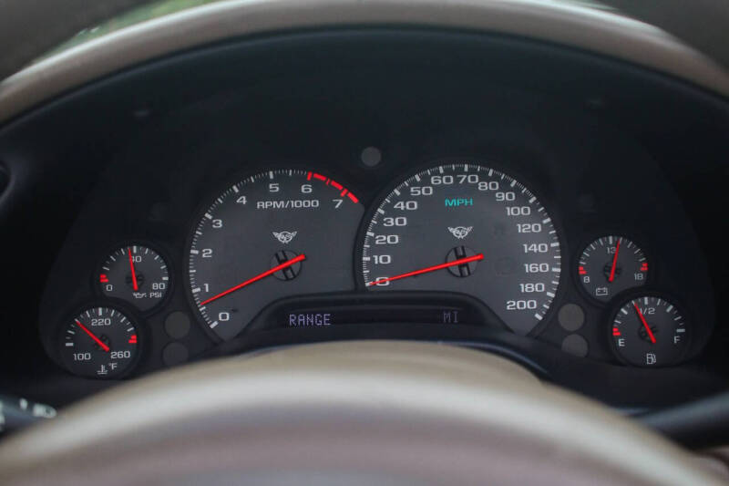 2004 Chevrolet Corvette