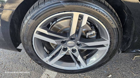 2017 Audi A4 2.0T quattro Prestige