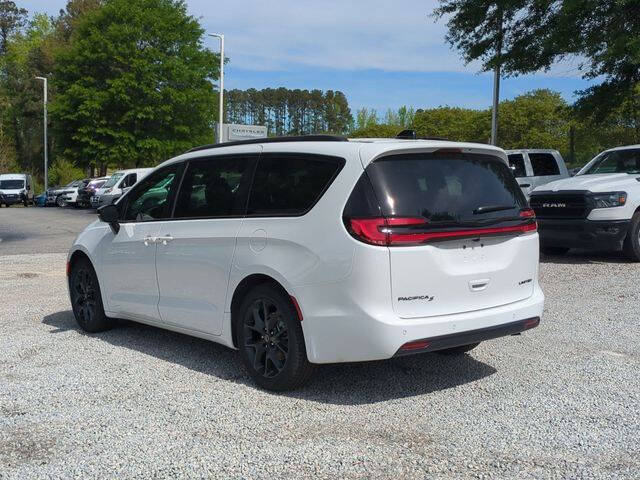 2026 Chrysler Pacifica Limited