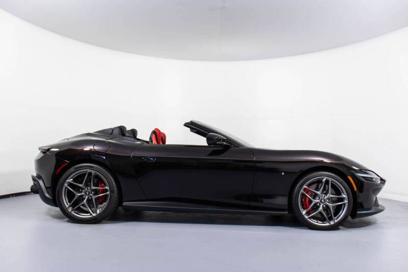 2025 Ferrari Roma Spider