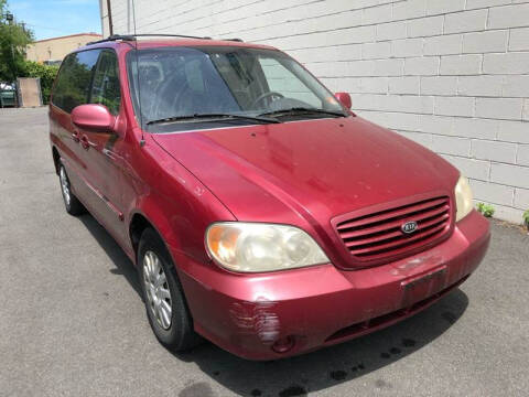 2003 Kia Sedona for sale at MAGIC AUTO SALES in Little Ferry NJ