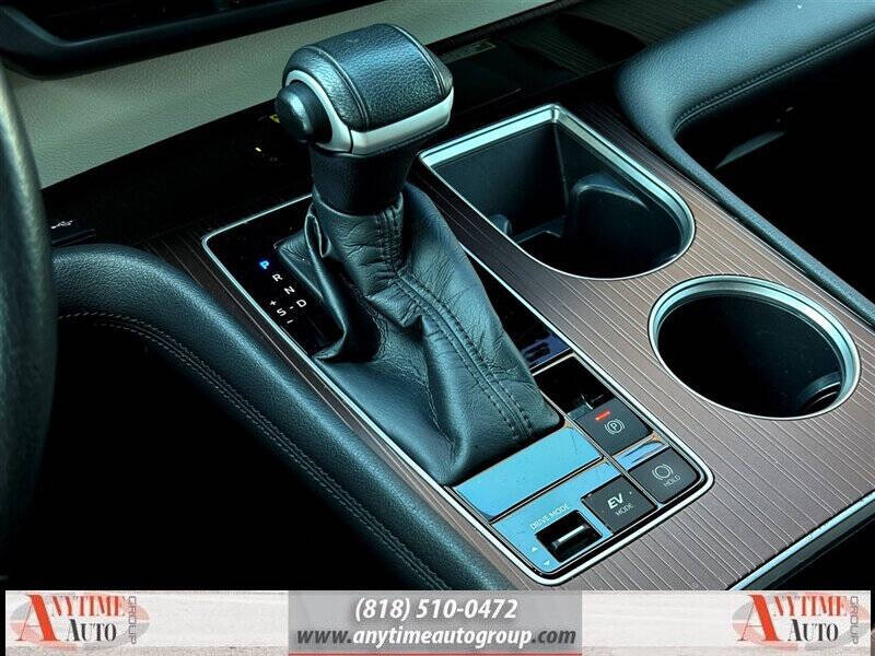 2021 Toyota Sienna XLE 8-Passenger