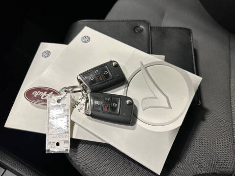 2016 Volkswagen e-Golf SE