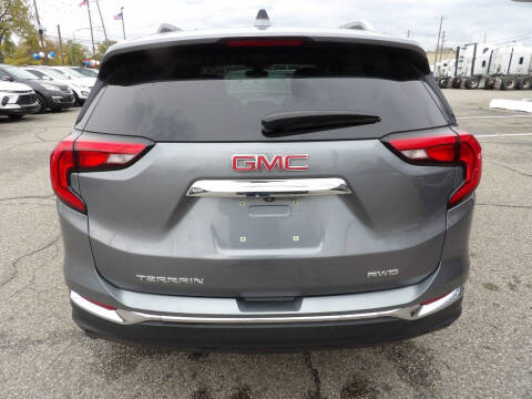 2020 GMC Terrain SLT