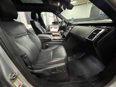 2020 Land Rover Discovery SE