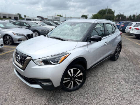2020 Nissan Kicks SR