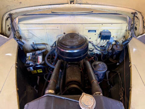 1948 Ford Super Deluxe