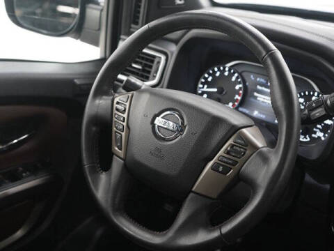 2022 Nissan Titan Platinum Reserve