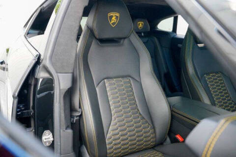 2022 Lamborghini Urus