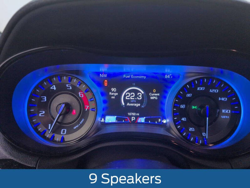 2022 Chrysler 300 S V8