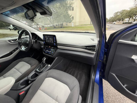 2020 Hyundai Ioniq Hybrid SE