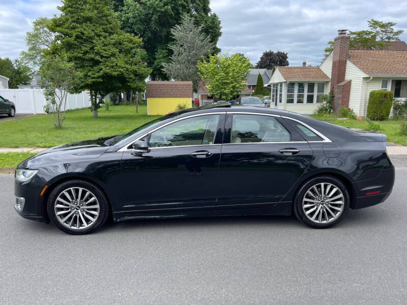 2017 Lincoln MKZ Select