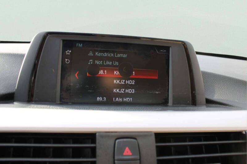 2018 BMW 3 Series 320i