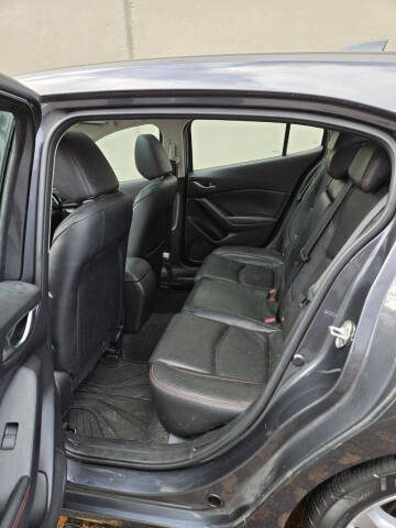 2015 Mazda MAZDA3 s Grand Touring