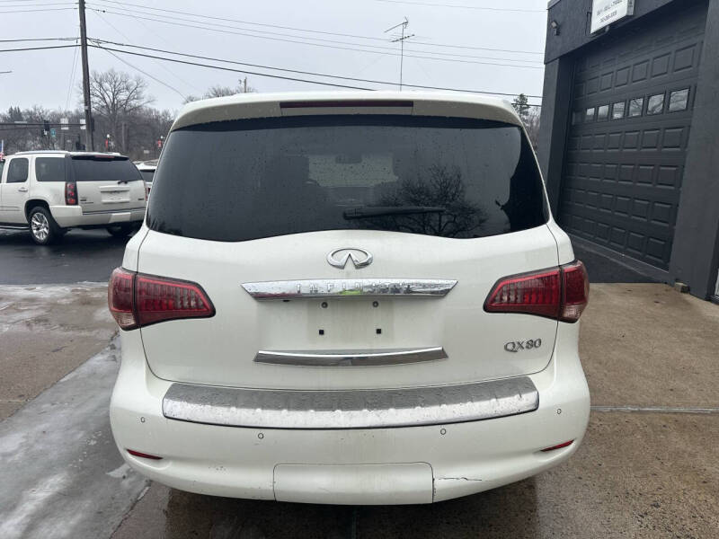 2015 Infiniti QX80