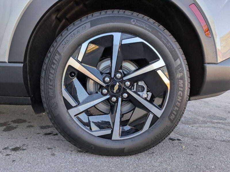 2026 Chevrolet Equinox EV LT 1