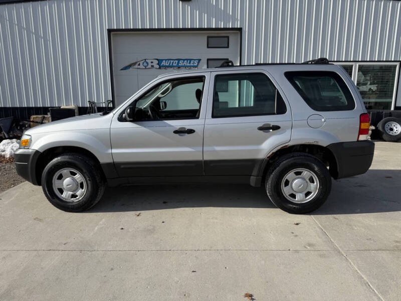 2005 Ford Escape XLS's photo