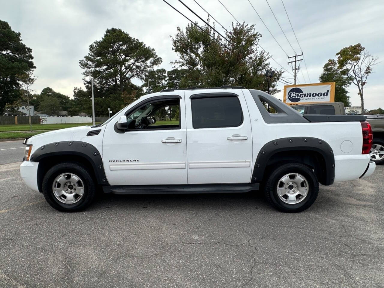 2011 Chevrolet Avalanche for sale at CarMood in Virginia Beach, VA