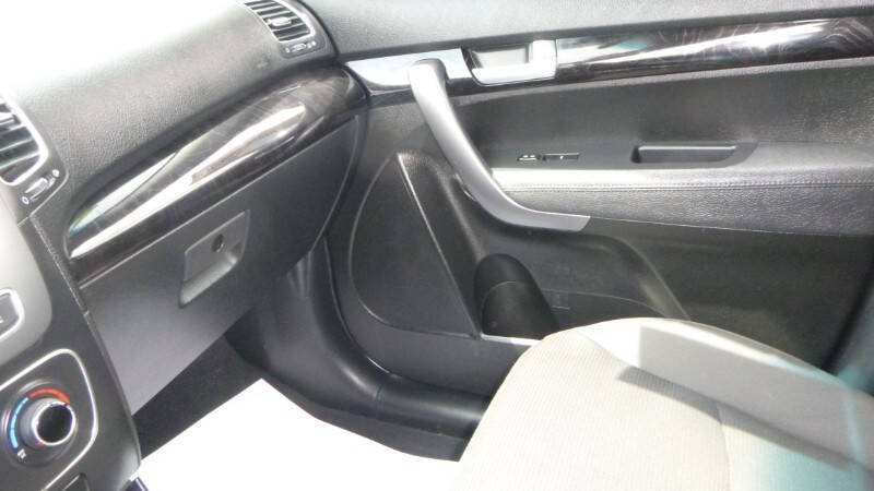 2015 Kia Sorento LX